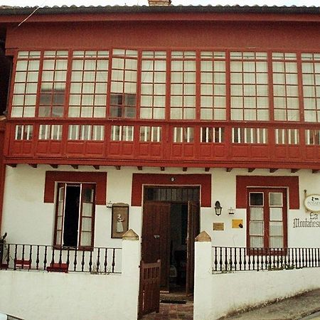 La Montanesuca Hotel Comillas Bagian luar foto